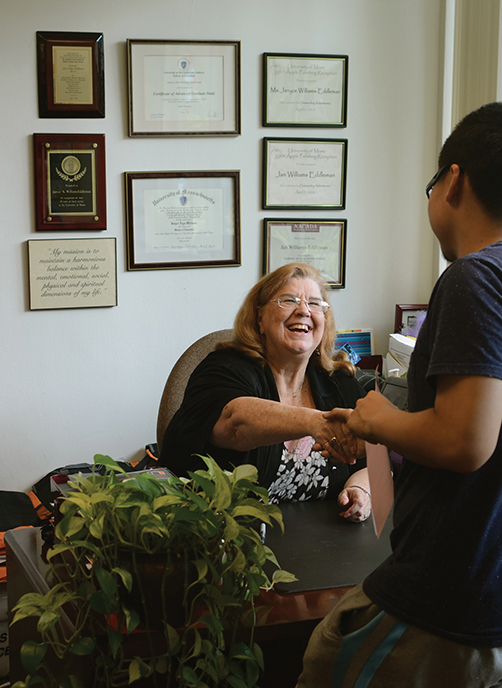 Jan Williams-Eddleman, Director of the Center for Freshman Advising at the College of Arts & Sciences, helps freshman Pengfei Hou with his courses for next semester. Becca Magrino // Staff Photographer