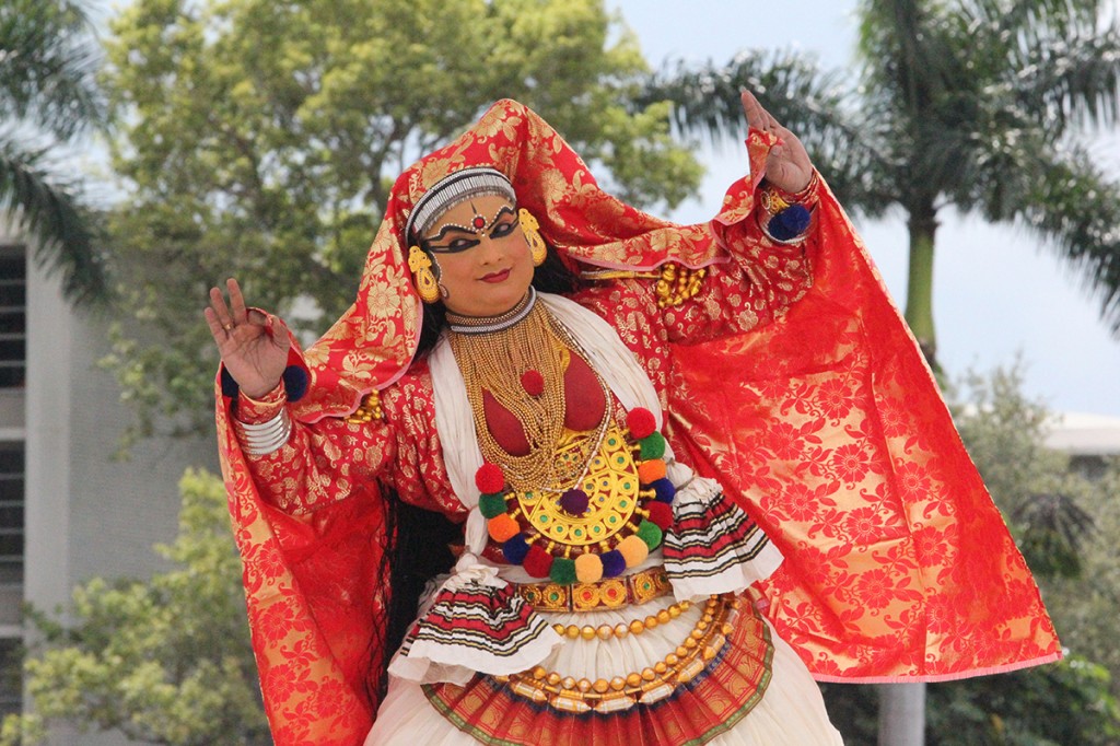 A member of an indian dance troupe from Kerala, India performs Kathakali, a traditional Indian dance, on the UC Patio Stage Wednesday. The religious studies department organized the event, which also included a makeup demonstration prior to the performance. Amy Sargeant // Contributing Photographer