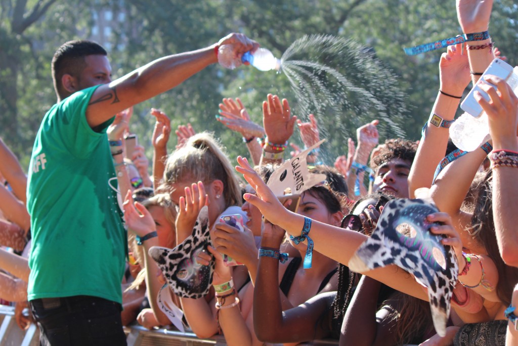 Galantis’ audience went wild when the beat dropped. The audience also appreciated relief from the sweltering sun when security poured water onto them. Hallee Meltzer // Photo Editor