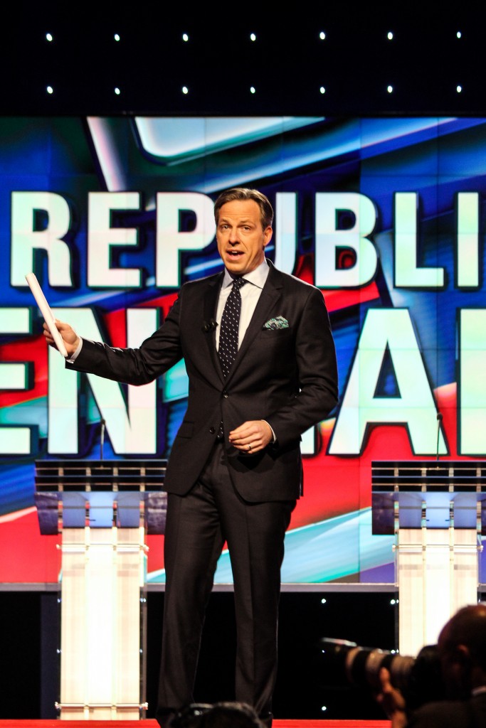 Jake Tapper introduces the Republican candidates during the GOP Debate. Victoria McKaba // Assistant Photo Editor