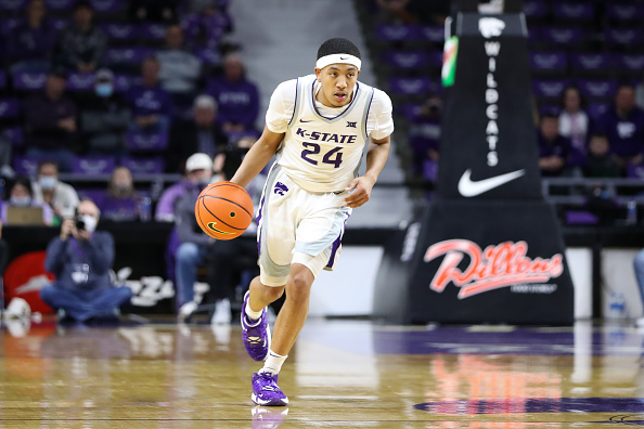 MANHATTAN, KS - FEBRUARY 09: Kansas State Wildcats guard Nijel Pack (24) brings the ball up court in the first half of a Big 12 game between the Baylor Bears and Kansas State Wildcats on Feb 9, 2022 at Bramlage Coliseum in Manhattan, KS. (Photo by Scott Winters/Icon Sportswire via Getty Images)